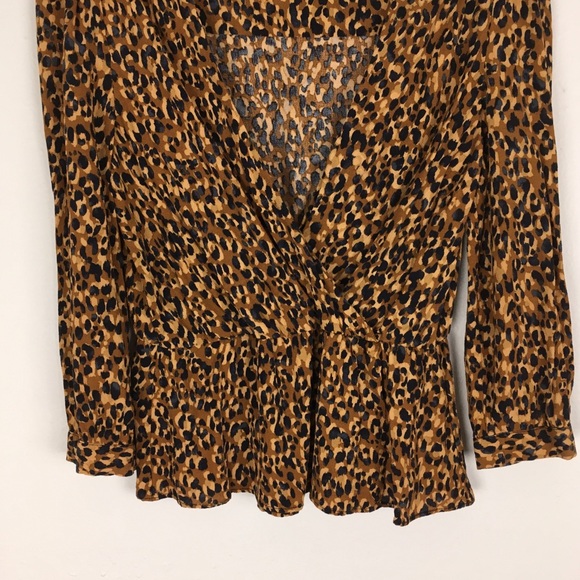 Zara Trf Leopard Print Faux Wrap V-Neck Blouse in Animal Print - Picture 3 of 9